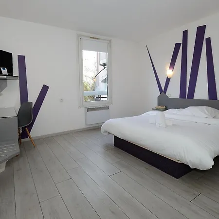 East Ξενοδοχείο