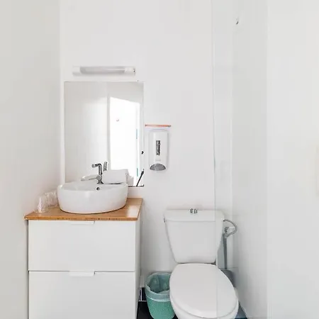 East Ξενοδοχείο