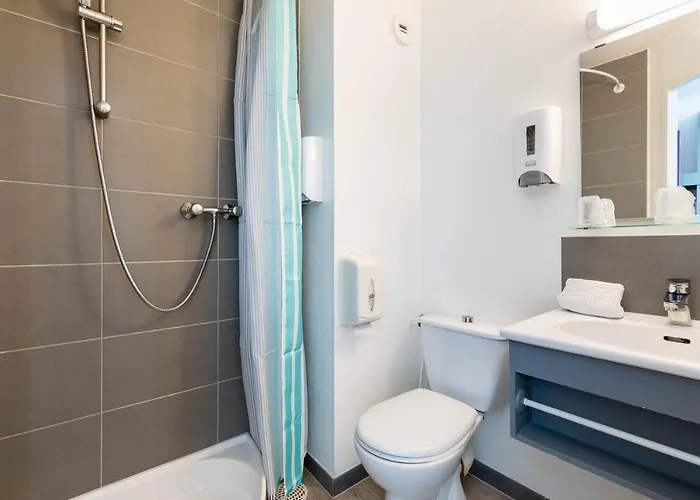 East Hotell